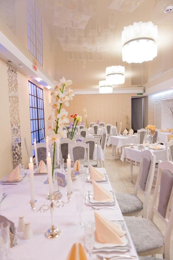 Hotel Dobrodiy Vinnytsia Ngoại thất bức ảnh